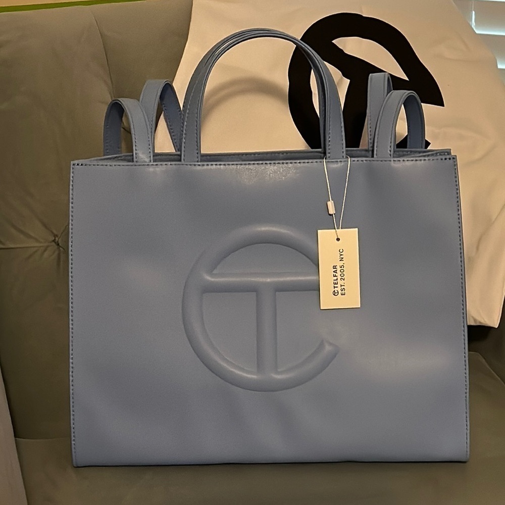 Telfar Medium Pool Blue Shopping Bag - Picture 2 of 6